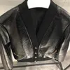 Femmes en cuir Faux véritable veste 2022 arrivée courte longueur femmes manteau printemps Laser en peau de mouton vêtements col en v poche décoration