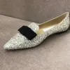 Chaussures plates pour femmes de la mode classique chaussures décontractées robe de soirée sexy Lysine perles de pierre bout pointu designer de luxe Mar