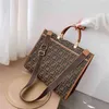 Portfele Boutique Women's Bag New Style Styl Messenger Torba Duża pojemność, wszechstronne, dojrzały i styl jeden ramię