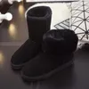 Vente d'usine de haute qualité Bottes courtes classiques pour femmes Bottes de neige pour femmes Boots d'hiver Boot en cuir Us Taille 5 --- 13