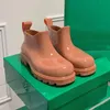 2022 Moda Espesar Zapatos de agua de PVC bajo Botas de lluvia Chanclas para mujer Casual Felpa Medio Tubo Bota de lluvia Impermeable Cazador antideslizante Caja verde resistente al desgaste