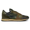 Valentin Chaussures 2023 Fashion Designer Rockrunner Camo Chaussures décontractées Camouflage Mesh Fabric Rubber Stud Army Green Top Leather Platform Sneakers Femme Mens OS9G