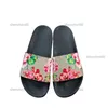 '10-15 dagars leverans' 2023 Designer Män Dam GG Sandaler Platt Tofflor Mode Blommor Djur Sommartofflor Flip Flops Dam Strand Hög kvalitet snygg 35-45