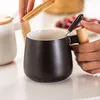 360 ml 12 oz Nordic novo projeto simples caneca de café cerâmica preto branco com o copo de água do punho de madeira para o presente de negócio JLE13972