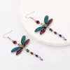 Il modo creativo del retro orecchino ha intarsiato gli orecchini multicolori di forma della libellula di zircone