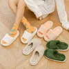 2022 Vrouwen Slippers Winter Pluizige Bont Harige Dikke Platform Thuis Warm Pluche Slides Mannen Antislip Slippers Indoor katoen Schoenen G220816