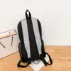 Männer Frauen Rucksack -Umhängetaschen schwarz rot blaugrüne Outdoor -Sport -Leinwand Designer -Reisetasche mit hoher Kapazität Zwei -Wege Reißverschluss mit Staubbeutel