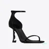 2022 Lady Dress Party Sandal Kvinnor Sandaler Suede Läder Högklackat Skor, Ankelband Skor Lyxig design Opyum Brand Design On-Heel Black