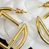 Män designer örhängen mode guld båge örhängen lyxiga dam kvinnor hoops örhänge fest engagemang smycken för brud studs älskare presentförpackning