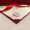 Julpresent Stud för kvinnor Populära hoop örhänge överdrivna cirkelörhängen stilfull trendig öron charm tillbehör designer smycken bröllop