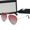 Luxe designer Zonnebril vrouw gepolariseerde UV bescherming drving Sunglass man bee retro randloze zonnebril mannen vrouwen strand lenzenvloeistof brillen met doos en etui