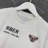 Conjunto de diseñador para niños, chándal de lujo de verano, camisetas de algodón, pantalones cortos, traje de dos piezas, estampado de logotipo de alta gama, marca simple bur..rry, álbum de ropa deportiva blanca para niños