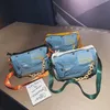 Moda denim kadın omuz çantaları büyük kapasiteli seyahat çantası tasarımcı çanta kadın çantalar lüks mavi kot crossbody çanta kadın büyük çanta