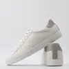 Casual schoenen geborduurde aas bijen geprinte lederen sneaker ontwerper mannen dames mode sneakers met sterren snaker loafer parels spikes studd