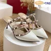 With box women dress shoes Calfskin patent leather studs heeled pumps 65MM 95MM high heels luxury wedding sandal blue white black rose cannelle fashion party slipper