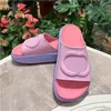 2022 mode femmes sandales en caoutchouc vente pantoufles femme pantoufle chaussures semelle épaisse diapositives sandale taille 35-41