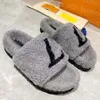 2022 Luxury Slide Designer Fashion Women Wool Sandals Warm Comfort Slippers Woman Slipper Shoes Autumn Winter Slides Scuffs Sandal Size 35-40 28Color