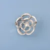 Korean Pearl Flower Brooches for Women High-end Suit Cardigan Corsage Lapel Pins Fashion Jewelry Clothing Accessories