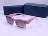 Óculos de sol para homens e mulheres estilo de verão anti-ultravioleta 2022 Placa quadrada retro quadro de moda de moda completa Caixa aleatória