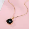 Pendanthalsband Retro Devil's Blue Eye Halsband för kvinnor Imitation Natural Stone Harts Palm Eyes Clavicle Chain Party Jewelrypendant