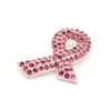 10 szt./Partia niestandardowe różowe broszki rhinestone Wstążka kształt raka piersi świadomość medyczna