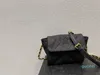 2022 Mini Nylon Wyściełane torby na ramię Moda Mini-Messenger Bag Lady Chain Flap Torba z skórzanym wykończeniem Luksusowe kobiety Crossbody Designer