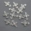 Filigree Flower Cross Religiös Charm Antik Silver Spacer Pendants Alloy Handgjorda Smycken Resultat Komponenter L425 20.5x27.9mm 20pcs / Lot