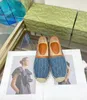 Designer Luxurys 클래식 레이디 플랫폼 여성 캐주얼 Espadrilles 여름 숙녀 플랫 비치 하프 슬리퍼 패션 로퍼 guccie for canvas shoes