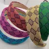 Tiara Jacquard com Letras Coloridas em Tricô Design Clássico Touca Feminina Argola Elegante Faixa de Cabelo Larga com Caixa 273Y