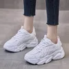 Tuinanle Women Chunky Sneakers Buty do biegania moda Kobieta czarna biała platforma grube Sole Casual Woman Vulcanize 220812