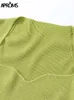 Grembiuli T-shirt lavorata a maglia a costine con scollo quadrato verde T-shirt donna sexy tinta unita T-shirt alta Strench Cool Girls Street Style Crop Top 220728