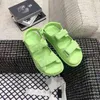 2022 Роскошные дизайнеры Женские сандалии модные тапочки Summer Girls Beach Women Sandal Slides.