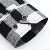 Aoliwen Brand Men Spring Autumn 45% Cotton Black and White Plaid Shirt Trendy Casual Healthy Breattable Long Sleeve Slim Shirts 220326
