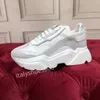 Nyaste designer löparskor för 35-41 män kvinnor lågklippt plattformslöpare sneakers svart vit klassisk kentucky chunky universitet röda casual sport HC210810