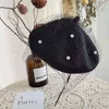 Blend de lã chique vintage London Beret com véu Mesh show dupla camada feminina chapéu de chapéu para mulheres banquetes J220722