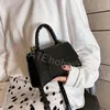 2022 Luxurys Designer Umhängetaschen Berühmte Mini Halbmond Tasche Dame Leinwand Krokodil Brieftaschen Mode Umhängetaschen Geldbörsen Frauen Tote Brief Geldbörse Clutch Lady Handtaschen