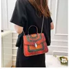 Handbags Outlet Advanced head lock women's 2022 new texture skin pattern small square handbag chain Single Shoulder Messenger Bag