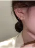 Boucles d'oreilles à griffes plaquées or 14 carats pour femmes Boucles d'oreilles qui ressemblent à plusieurs piercings Illusion Stud Boucles d'oreilles à quatre griffes