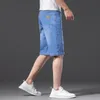 Sommarmärke stretch tunna Bermuda maskulina bomull denim jeans män knä längd mjuk ropa hombre shorts plus storlek 28 220715