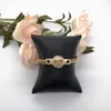 Новый дизайн браслетов толстый браслет-цепочка женский золотой латунный колье ожерелья Банши портретный узор 18-каратное позолоченное дизайнерское ювелирное изделие NL41208597