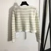 Kobiet Sweters Designer 22 paski dzianiny Tops Girls Milan Runway Letter Brooch Crop Card Cardigan 5d87