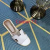 Sandals Beach slippers Classic Flat heel Summer Lazy Designer fashion Cartoon Big Head flops leather lady Slides women shoes Hotel Bath Ladies sexy Large2023