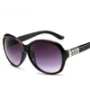 Óculos de sol Moda Black 2022 Mulheres elegantes grandes óculos femininos UV400 lentes de sol mujer