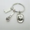 Keychains Country Music Keychain Microphone Key Ring Cowboy Accessories Enek22