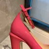 High Qualit Pink Poctent Leather Platform Pumps Schoenen Riem puntige teen naaktschoenen hoge hakken sandalen 15 cm luxe ontwerpers kleding schoenavond fabrieksschoenen