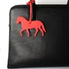 سلاسل المفاتيح مخصصة مصنوعة من جلود النخيل الورقية Seahorse Deer Butterfly backpack pendant pendant animal women cas