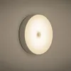 Luci notturne Ricaricabili Mini LED Sensore di movimento Lampada senza fili rotonda per camera da letto Scale Armadio Guardaroba Lampada da pareteNotte