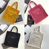 Bolsos de diseñador superior Bolsos de playa de moda de hombro Bolsos de mensajero trenzados de verano para damas clásicas Bolsos de mano Carteras de mujer Large-P