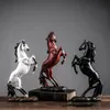 ビリード樹脂馬像モーデンアート動物の置物の代表家の装飾アクセサリー彫刻年ギフト220329
