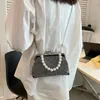 Axelväskor kvinnor glitter käke diamant hink crossbody för 2022 kvinnlig blank pärlkoppling design handväskor